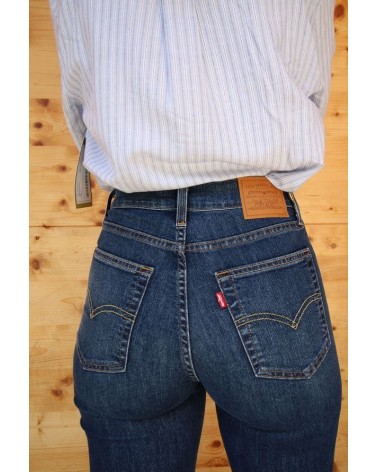 PANTALÓN VAQUERO 724 TIRO ALTO Y CORTE RECTO LEVI´S