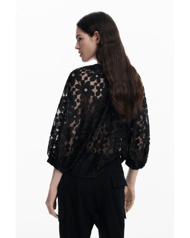 BLUSA MUSAS TROQUELADA DESIGUAL