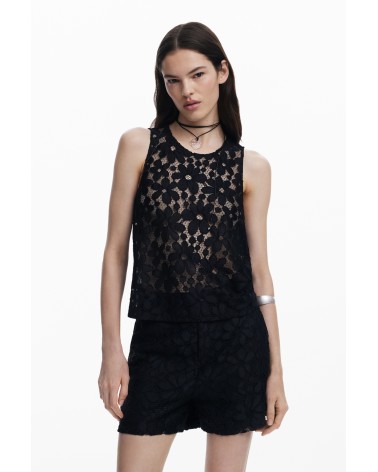 BLUSA TÁNATOS TROQUELADA DESIGUAL