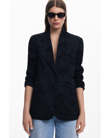 CHAQUETA AMERICANA ESTAMPADO LETRAS TERCIOPELO DESIGUAL