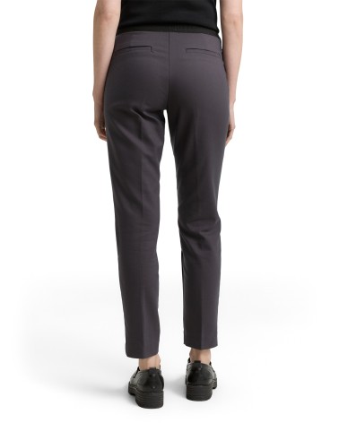 PANTALÓN CON GOMA CORTE SLIM DE TOM TAILOR
