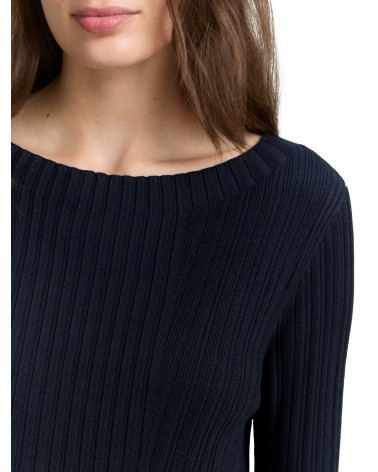 CAMISETA ACANALADA CUELLO BARCO TOM TAILOR