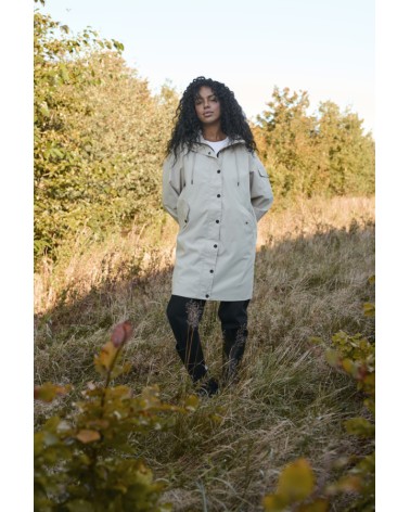PARKA KAENNIE CON CANESÚ DE KAFFE