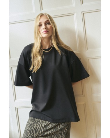 CAMISETA KAJENNY OVERSIZE CON ABERTURAS KAFFE