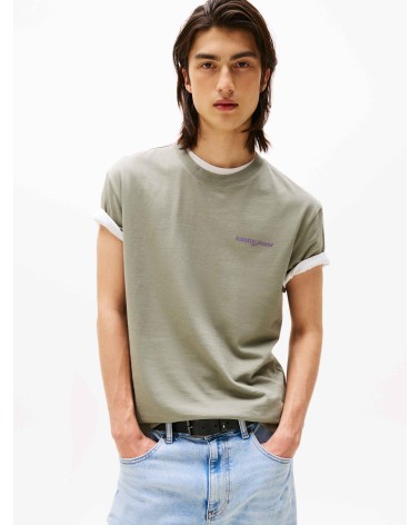 CAMISETA LOGO GRÁFICO TOMMY JEANS