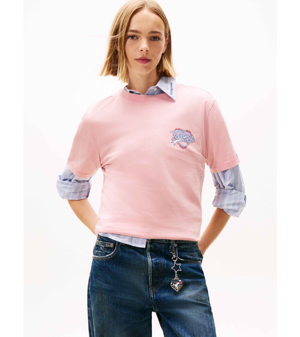 CAMISETA LOGO CORAZÓN TOMMY JEANS MUJER