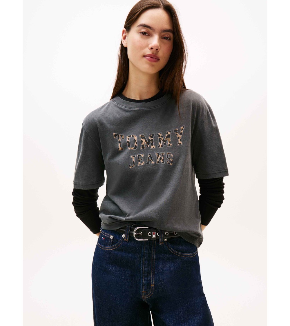 CAMISETA CON LOGO ANIMAL PRINT TOMMY JEANS
