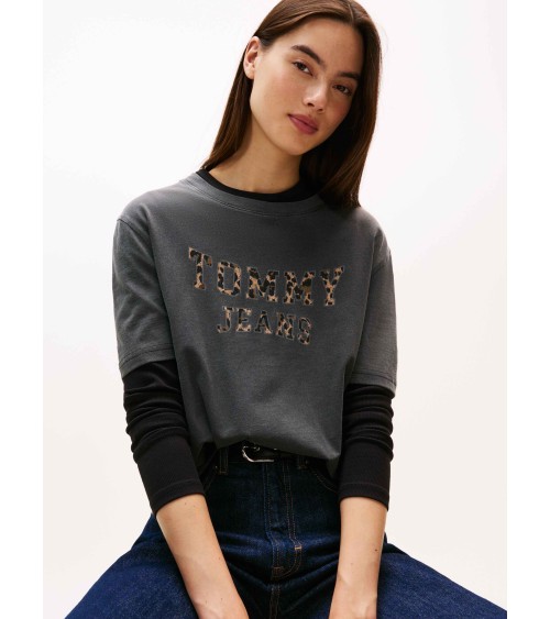 CAMISETA CON LOGO ANIMAL PRINT TOMMY JEANS