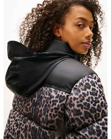CAZADORA CROPPED ACOLCHADA ANIMAL PRINT TOMMY JEANS