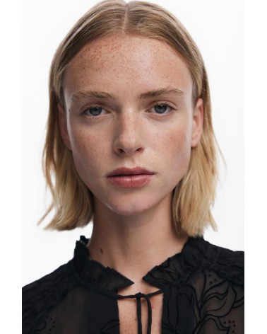 BLUSA FLOKI TRANSPARENTE DESIGUAL