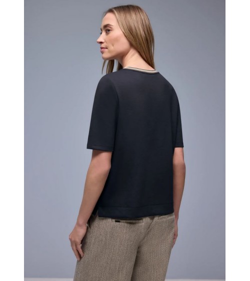 CAMISETA CON CUELLO A CONTRASTE STREET ONE