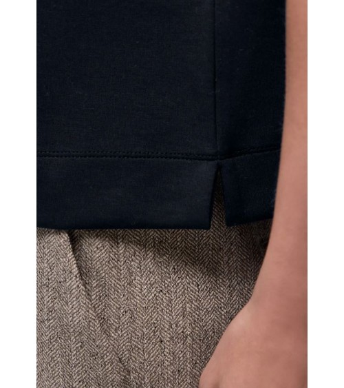 CAMISETA CON CUELLO A CONTRASTE STREET ONE