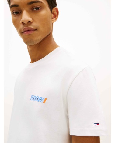 CAMISETA CON LOGO EN ESPALDA TOMMY JEANS