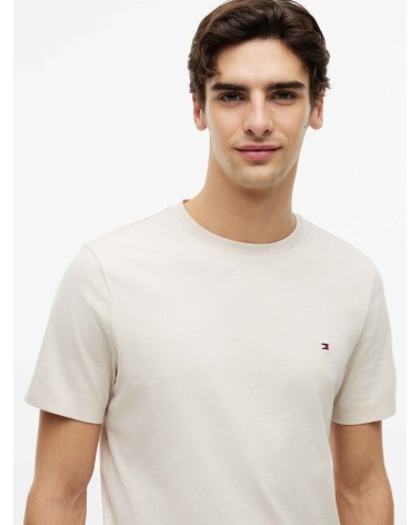 CAMISETA BÁSICA CORTE REGULAR TOMMY HILFIGER