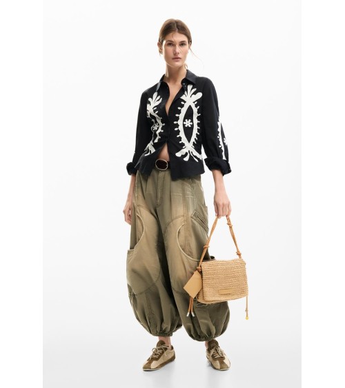 CAMISA FLORA DESIGUAL