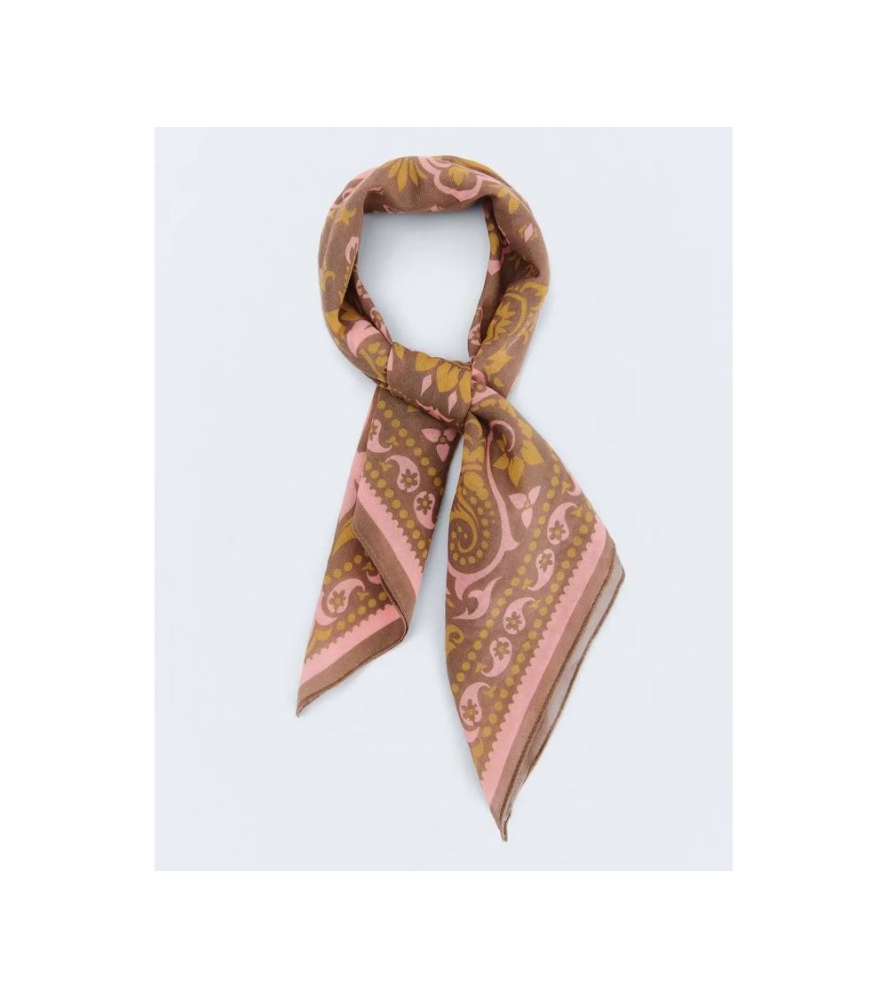 PAÑUELO SALMA ESEOESE