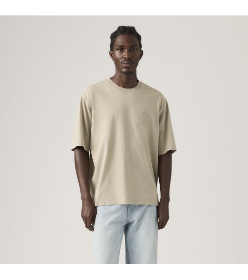 CAMISETA OVERSIZE BORDADO PECHO LEVI´S