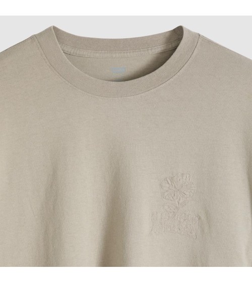 CAMISETA OVERSIZE BORDADO PECHO LEVI´S
