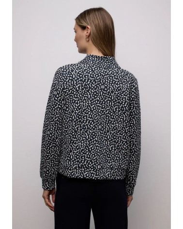 CHAQUETA ANIMAL PRINT TIPO FELPA STREET ONE