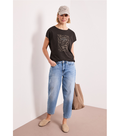 CAMISETA CON PRINT EN MARRÓN CHOCOLATE STREET ONE