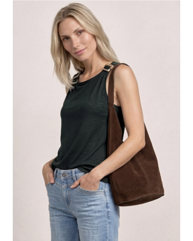 TOP CON HEBILLAS EN HOMBROS STREET ONE