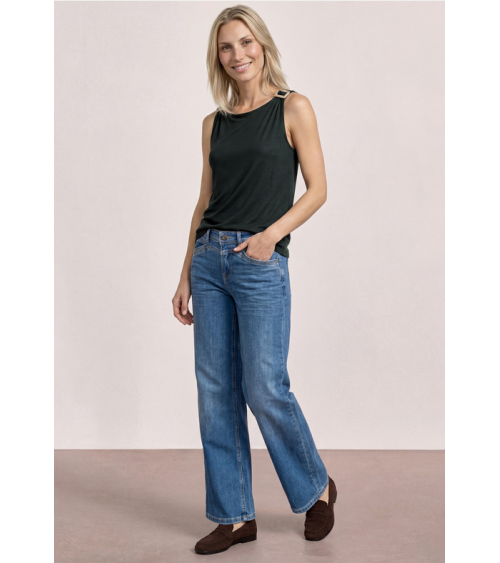 TOP CON HEBILLAS EN HOMBROS STREET ONE