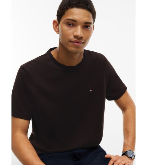 CAMISETA BÁSICA MARRÓN REGULAR FIT DE TOMMY HILFIGER