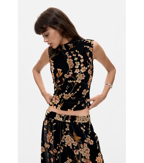 TOP ROMA DESIGUAL