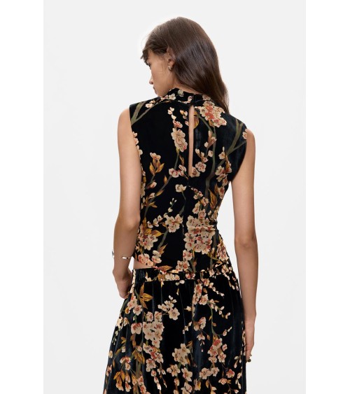 TOP ROMA DESIGUAL