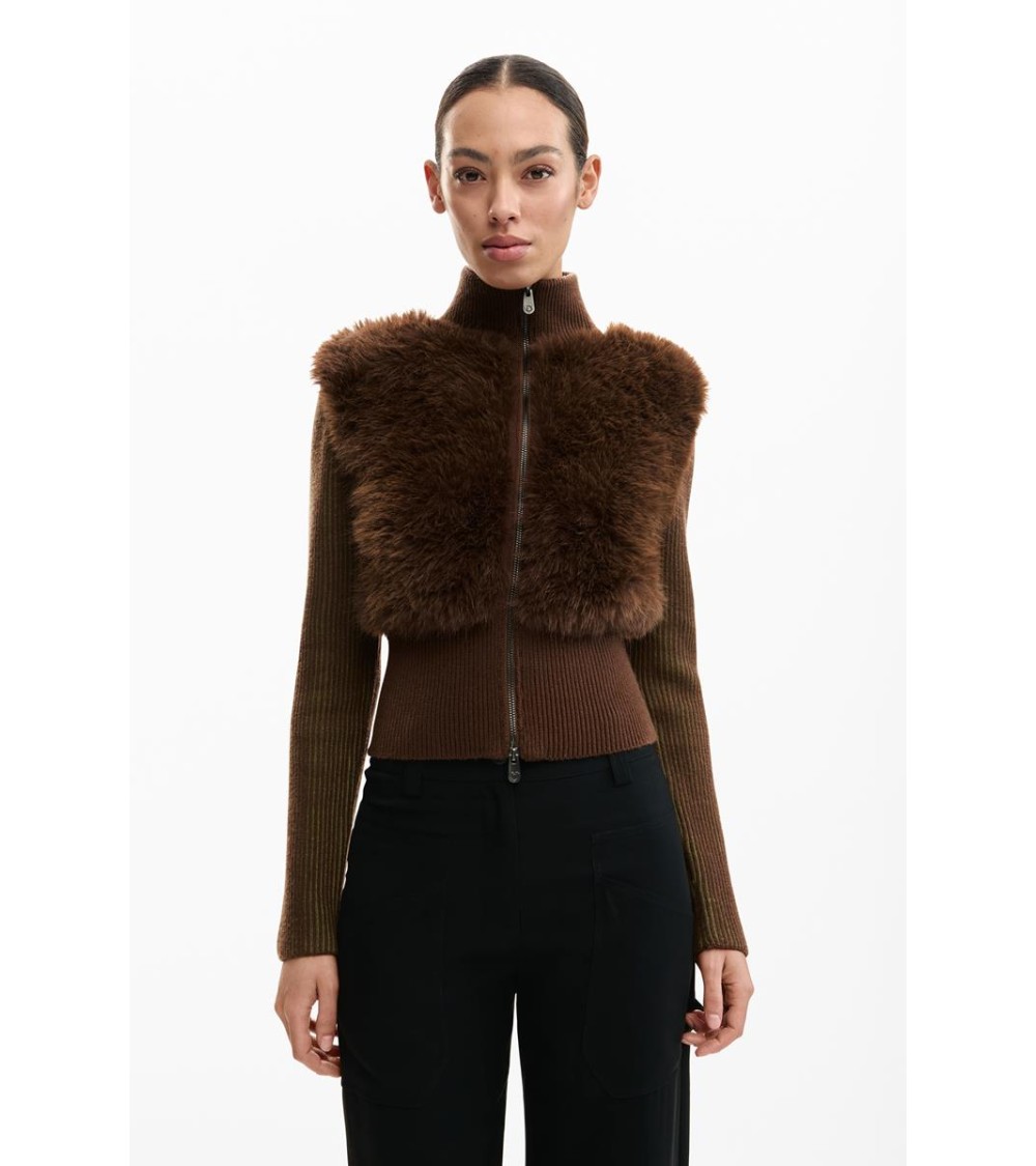 CHAQUETA DE PUNTO CON PELO SINTÉTICO DESIGUAL