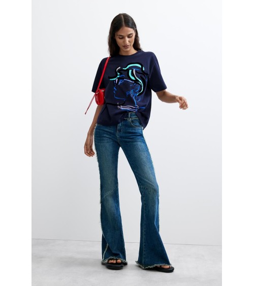 CAMISETA FACE DESIGUAL