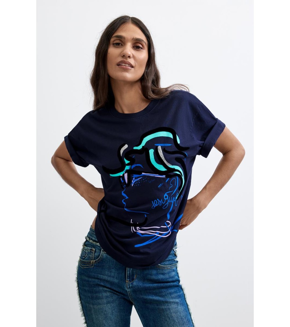 CAMISETA FACE DESIGUAL