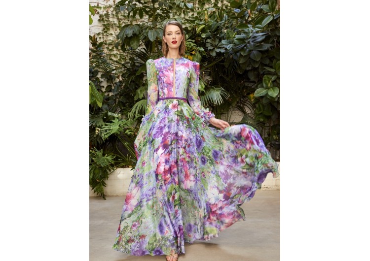 Vestido de gasa estampada con escote recto y manga larga Carla Ruiz 