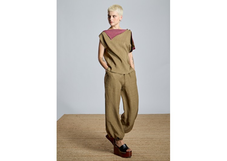 Alba Conde - Conjunto pantalón bombacho y top en lino