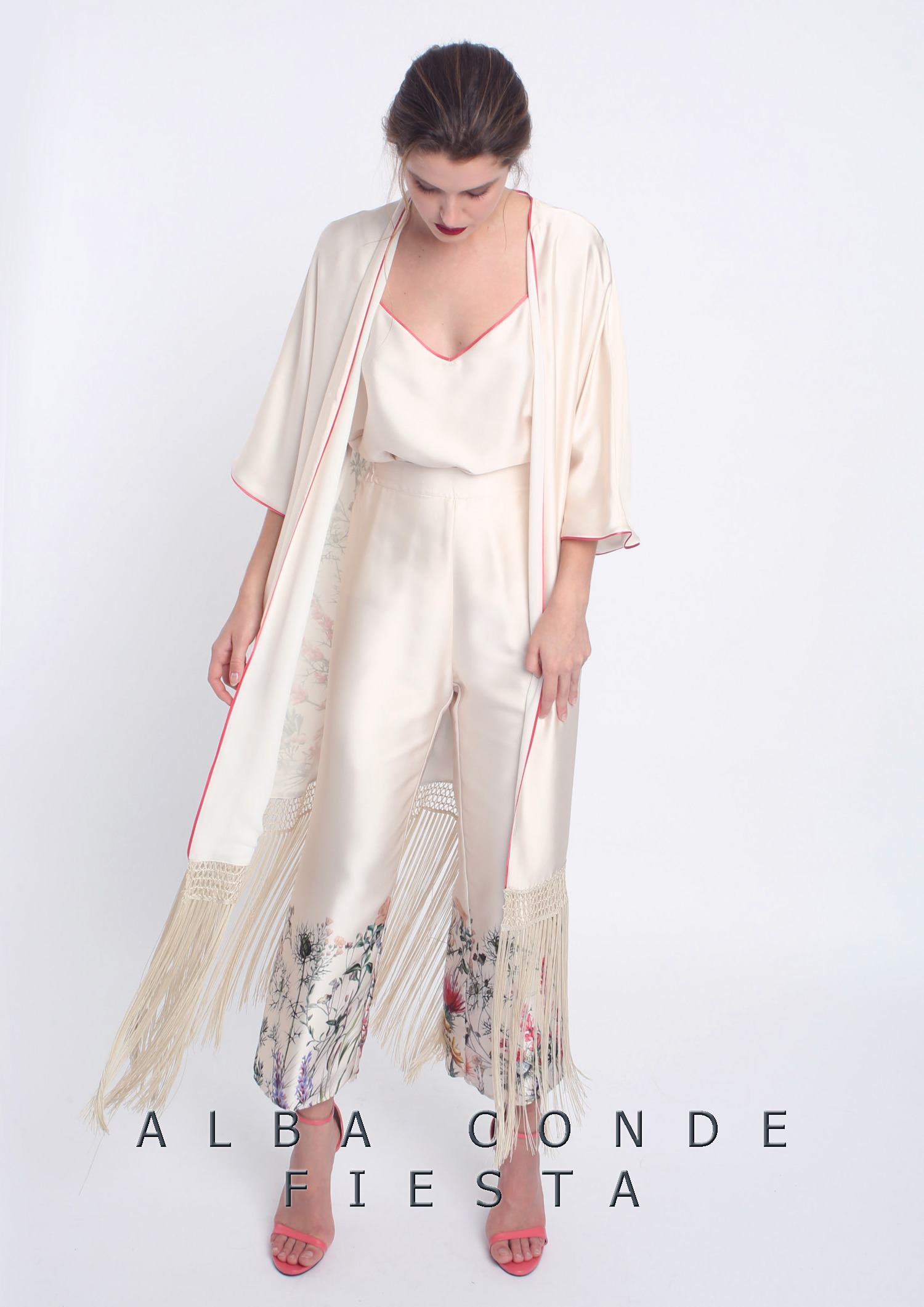 Kimono estampado de la colección de Alba Conde Fiesta
